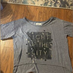 Hollister Gray crop top Tee with Graphic Design